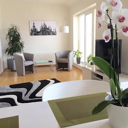 Διαμέρισμα Luxury In *