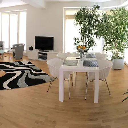 Luxury In Διαμέρισμα Πράγα