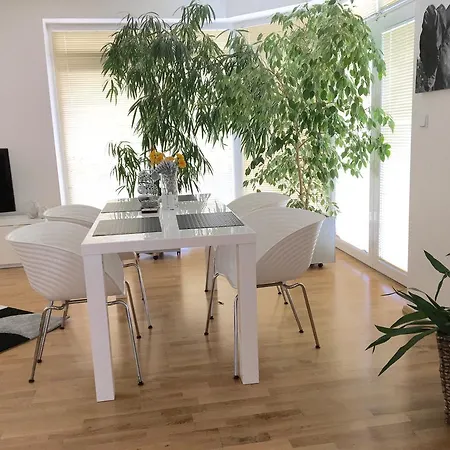 Luxury In Πράγα
